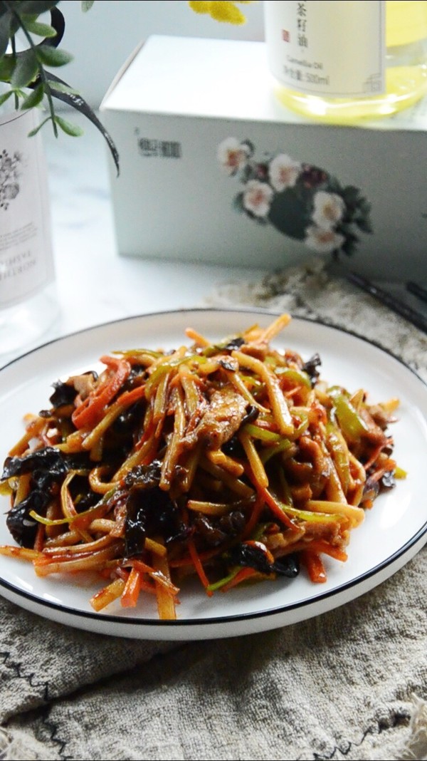 魚香肉絲的做法-家常味炒菜譜