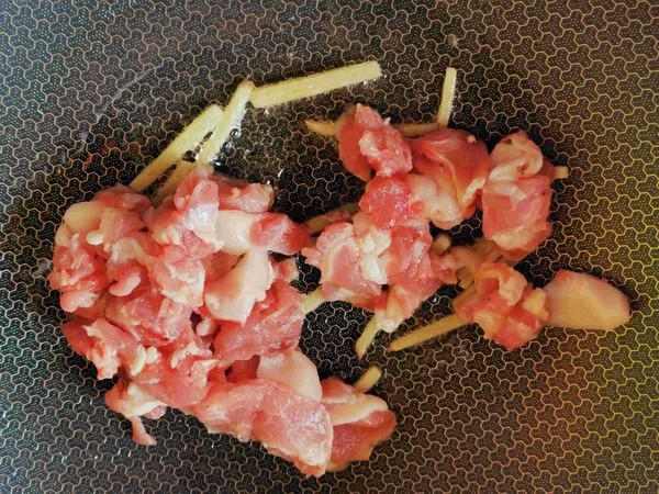 酸菜炒豬肉的做法-家常味炒菜譜-易網健康養生網 酸菜炒豬肉的做法-家常味炒菜譜