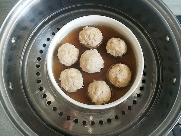 香菇釀肉的做法-香辣味蒸菜譜-易網健康養生網 香菇釀肉的做法-香辣味蒸菜譜