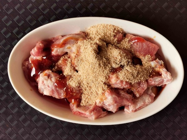 粉蒸排骨的做法-家常味蒸菜譜-易網健康養生網 粉蒸排骨的做法-家常味蒸菜譜