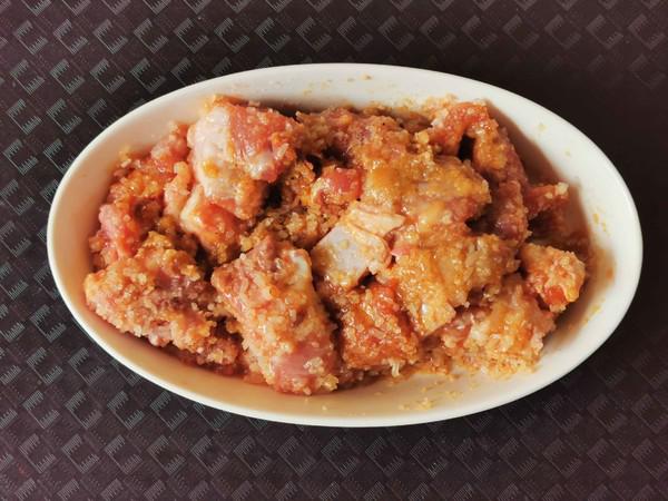 粉蒸排骨的做法-家常味蒸菜譜-易網健康養生網 粉蒸排骨的做法-家常味蒸菜譜