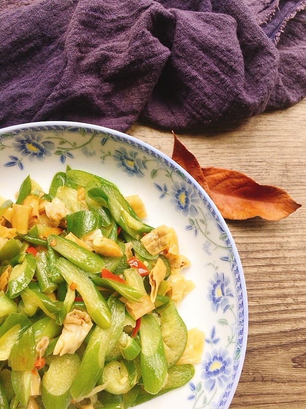 辣炒廣荷的做法-香辣味炒菜譜