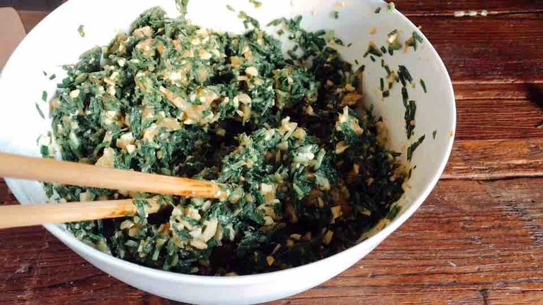 雞肉韭菜餃子的做法-咸鮮味煎菜譜-易網(wǎng)健康養(yǎng)生網(wǎng) 雞肉韭菜餃子的做法-咸鮮味煎菜譜