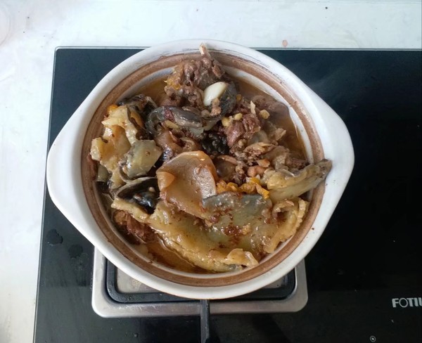 紅燒野生大王八的做法-咸鮮味燒菜譜-易網(wǎng)健康養(yǎng)生網(wǎng) 紅燒野生大王八的做法-咸鮮味燒菜譜