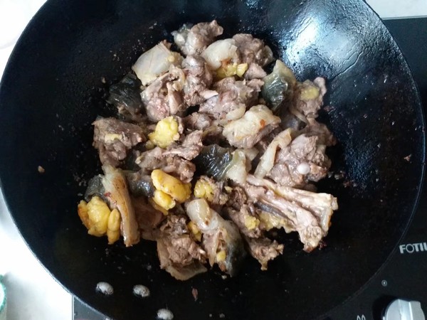 紅燒野生大王八的做法-咸鮮味燒菜譜-易網(wǎng)健康養(yǎng)生網(wǎng) 紅燒野生大王八的做法-咸鮮味燒菜譜