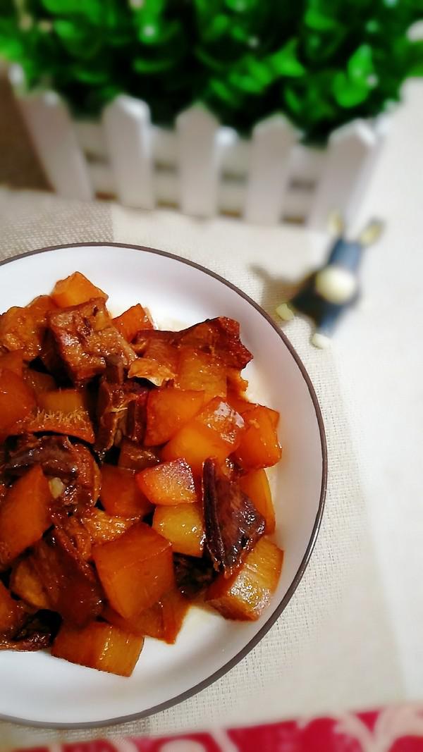 羊排燒蘿卜的做法-家常味燒菜譜-易網(wǎng)健康養(yǎng)生網(wǎng) 羊排燒蘿卜的做法-家常味燒菜譜