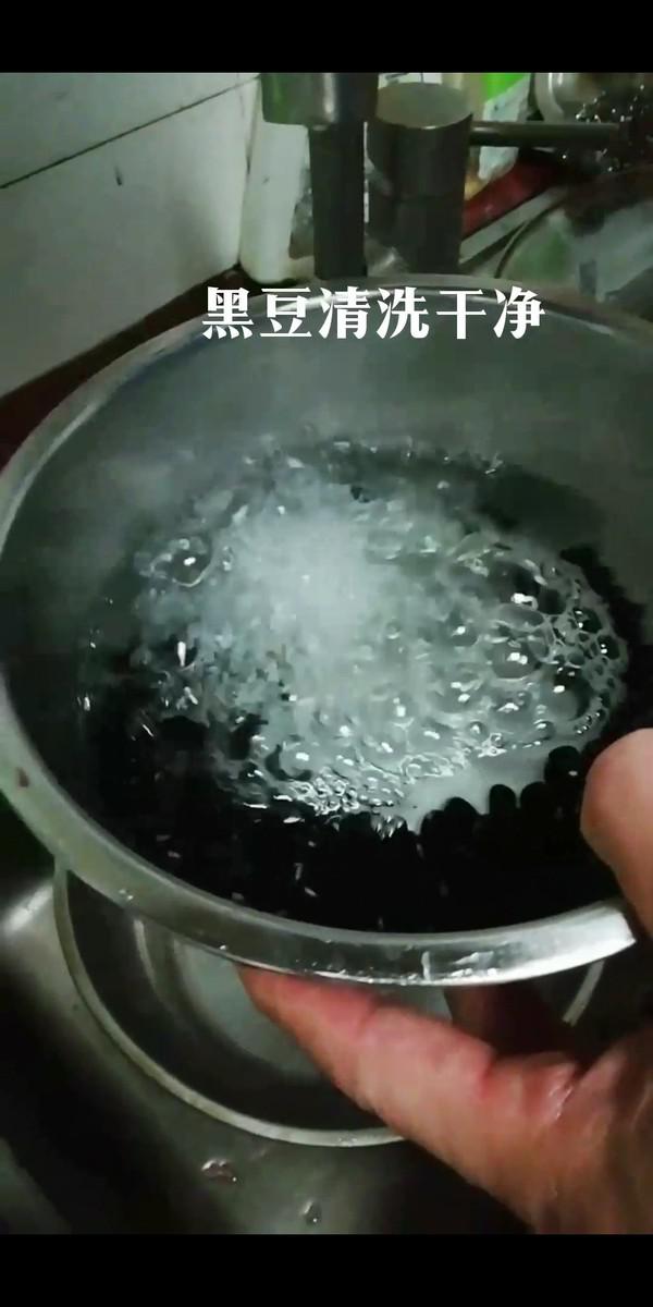 黑豆煲豬尾湯的做法-咸鮮味煮菜譜-易網健康養生網 黑豆煲豬尾湯的做法-咸鮮味煮菜譜