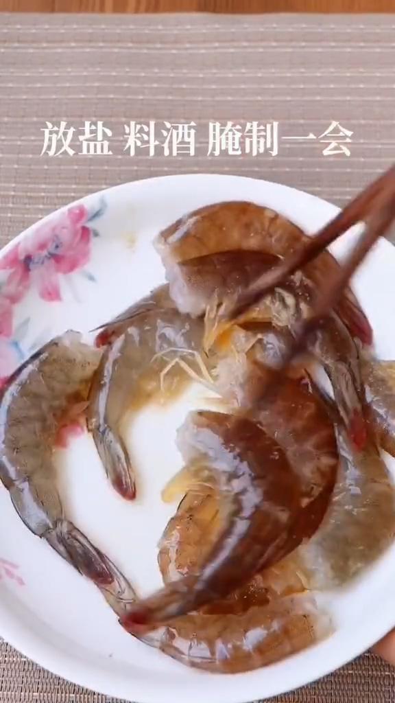 蝦仁豆腐煲的做法-家常味炒菜譜