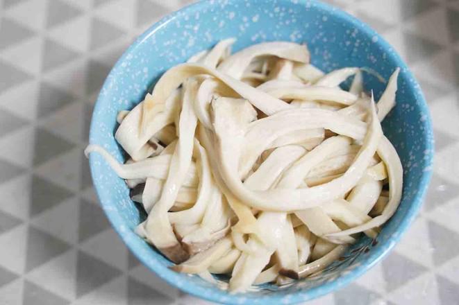 涼拌杏鮑菇的做法-香辣味拌菜譜-易網健康養生網 涼拌杏鮑菇的做法-香辣味拌菜譜