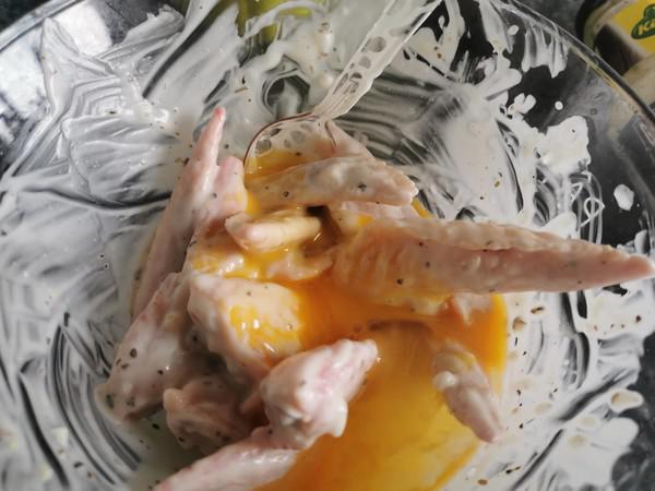 蒜蓉翅尖的做法-蒜香味炸菜譜-易網健康養生網 蒜蓉翅尖的做法-蒜香味炸菜譜