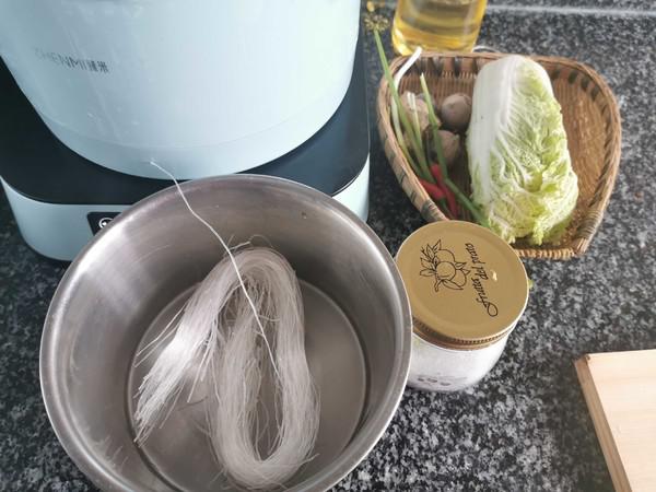 蒜蓉粉絲蒸娃娃菜的做法-蒜香味蒸菜譜-易網<a href=http://www.xllyou.com/ target=_blank class=infotextkey>健康養生</a>網 蒜蓉粉絲蒸娃娃菜的做法-蒜香味蒸菜譜