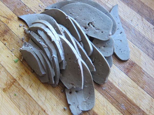 溜炒羊肝的做法-家常味炒菜譜-易網(wǎng)<a href=http://www.xllyou.com/ target=_blank class=infotextkey>健康養(yǎng)生</a>網(wǎng) 溜炒羊肝的做法-家常味炒菜譜