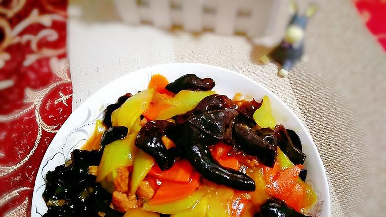 燒木耳的做法-家常味燒菜譜