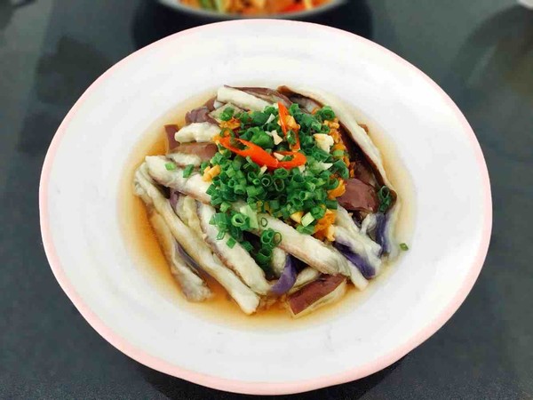 蒜蓉拌蒸茄子的做法-蒜香味蒸菜譜