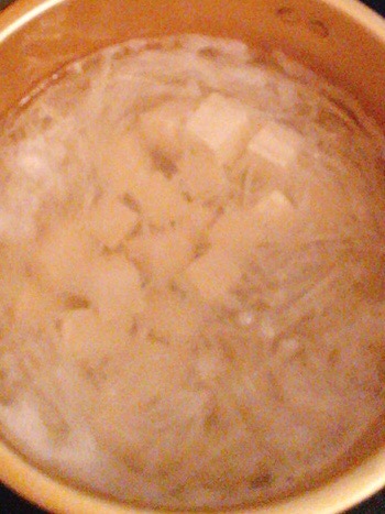 蘿卜豆腐湯的做法-家常味煮菜譜-易網健康養生網 蘿卜豆腐湯的做法-家常味煮菜譜