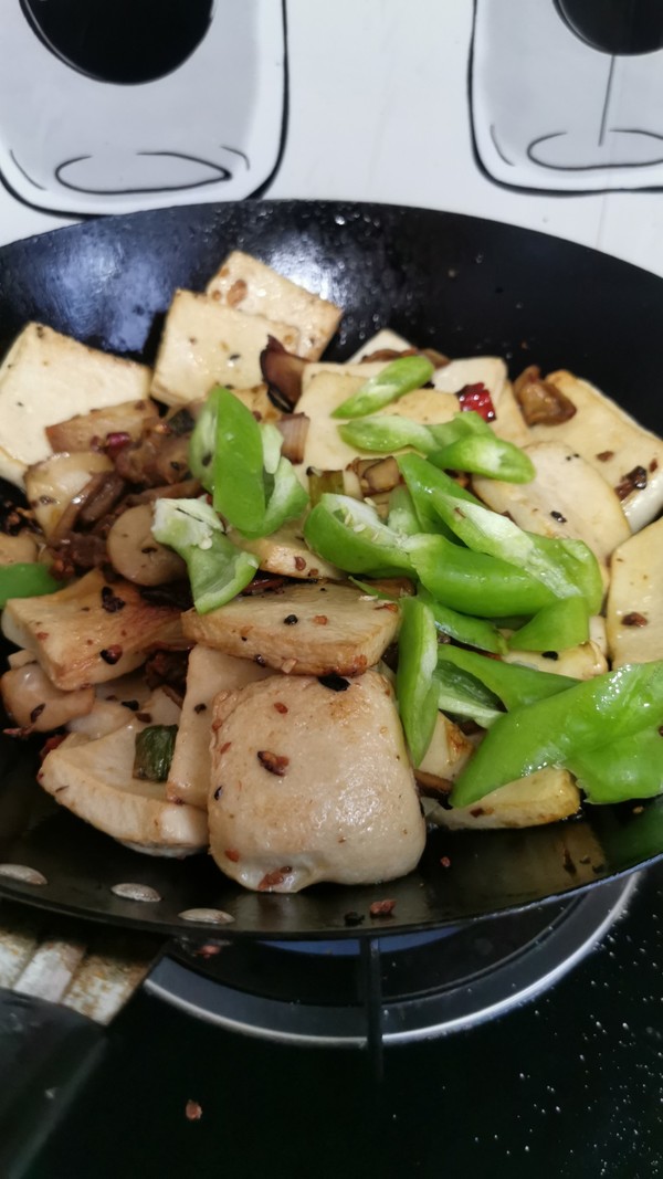 小炒千頁豆腐的做法-香辣味炒菜譜-易網健康養生網 小炒千頁豆腐的做法-香辣味炒菜譜