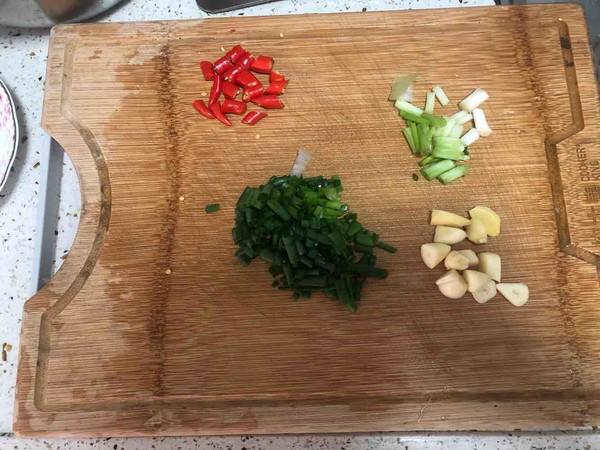 紅燒雞爪的做法-家常味燒菜譜