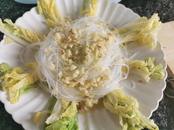 蒜蓉粉絲蒸娃娃菜的做法-蒜香味蒸菜譜-易網健康養生網 蒜蓉粉絲蒸娃娃菜的做法-蒜香味蒸菜譜