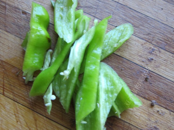 溜炒羊肝的做法-家常味炒菜譜-易網(wǎng)健康養(yǎng)生網(wǎng) 溜炒羊肝的做法-家常味炒菜譜