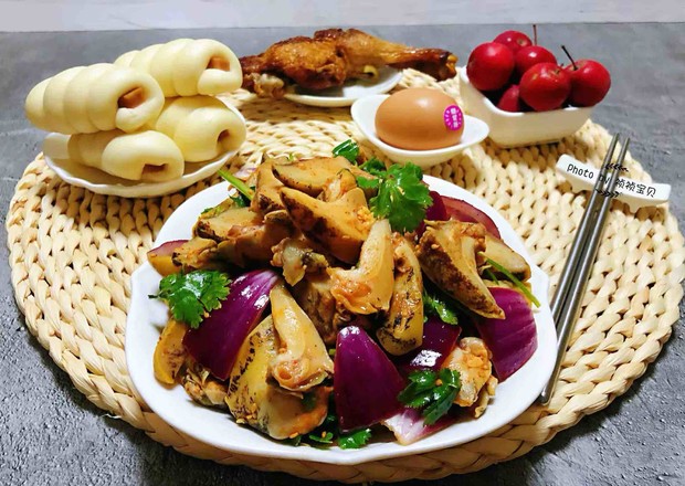 圓蔥拌假鮑魚的做法-酸辣味拌菜譜