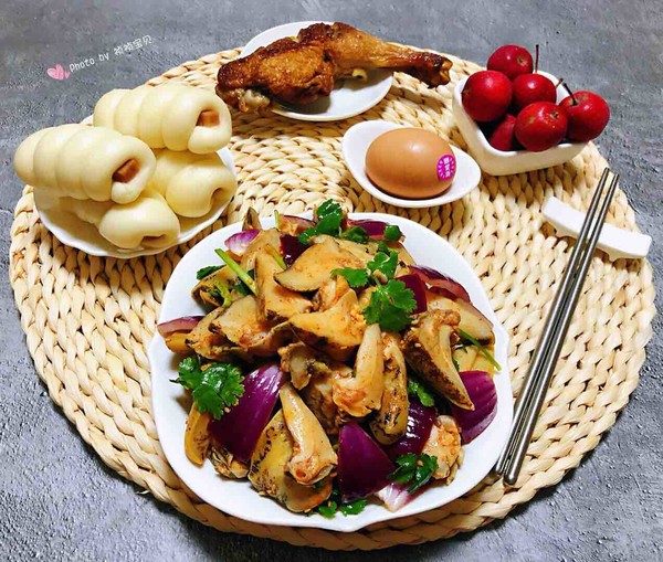 圓蔥拌假鮑魚的做法-酸辣味拌菜譜