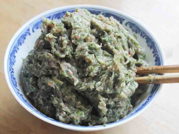 蛋餃的做法-咸鮮味煎菜譜-易網(wǎng)健康養(yǎng)生網(wǎng) 蛋餃的做法-咸鮮味煎菜譜