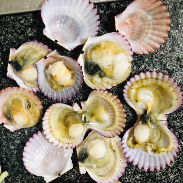 蒜蓉粉絲蒸扇貝的做法-醬香味蒸菜譜