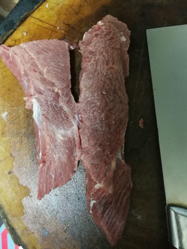 水煮牛肉的做法-麻辣味煮菜譜-易網(wǎng)<a href=http://www.xllyou.com/ target=_blank class=infotextkey>健康養(yǎng)生</a>網(wǎng) 水煮牛肉的做法-麻辣味煮菜譜