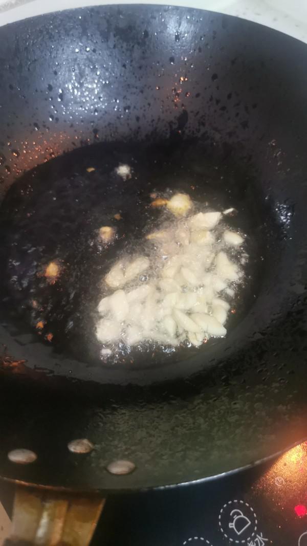 蒜香豆苗的做法-咸鮮味炒菜譜