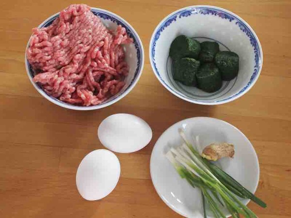 蛋餃的做法-咸鮮味煎菜譜-易網(wǎng)<a href=http://www.xllyou.com/ target=_blank class=infotextkey>健康養(yǎng)生</a>網(wǎng) 蛋餃的做法-咸鮮味煎菜譜