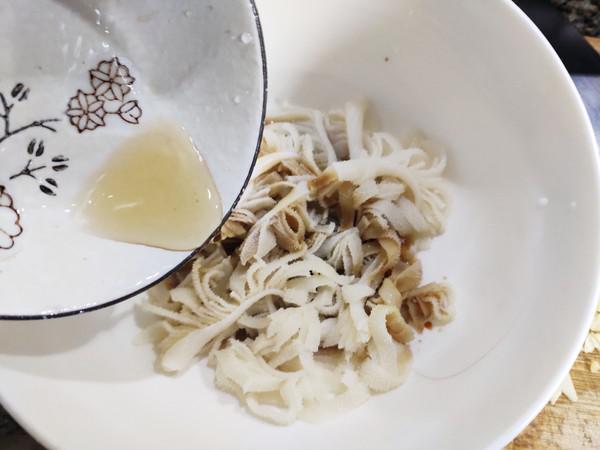 西芹涼拌牛百葉的做法-家常味拌菜譜-易網健康養生網 西芹涼拌牛百葉的做法-家常味拌菜譜