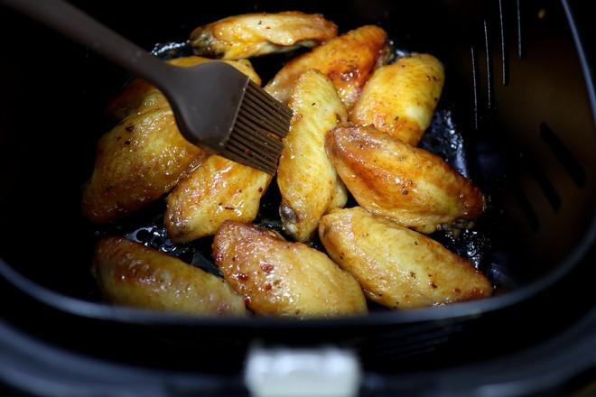 泰式香辣烤雞翅的做法-香辣味烤菜譜-易網健康養生網 泰式香辣烤雞翅的做法-香辣味烤菜譜