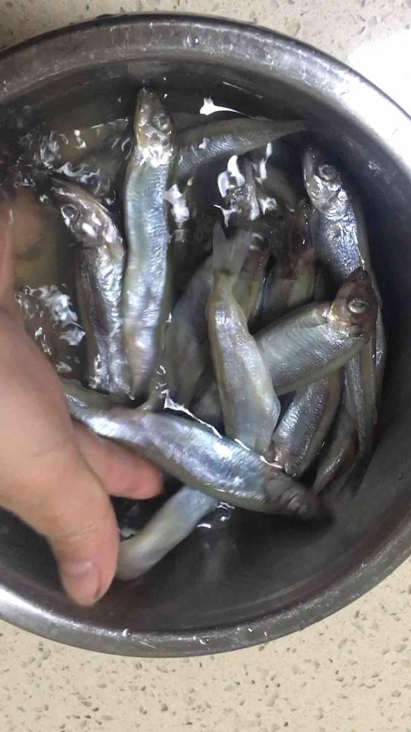 香酥多春魚的做法-家常味炸菜譜-易網健康養(yǎng)生網 香酥多春魚的做法-家常味炸菜譜