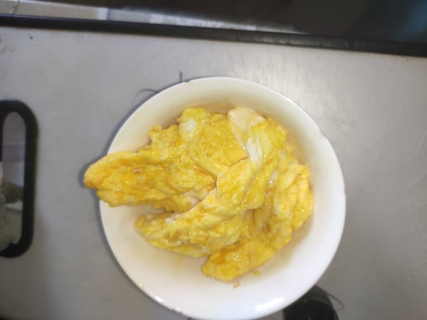 蒜薹炒雞蛋的做法-咸鮮味炒菜譜-易網健康養生網 蒜薹炒雞蛋的做法-咸鮮味炒菜譜