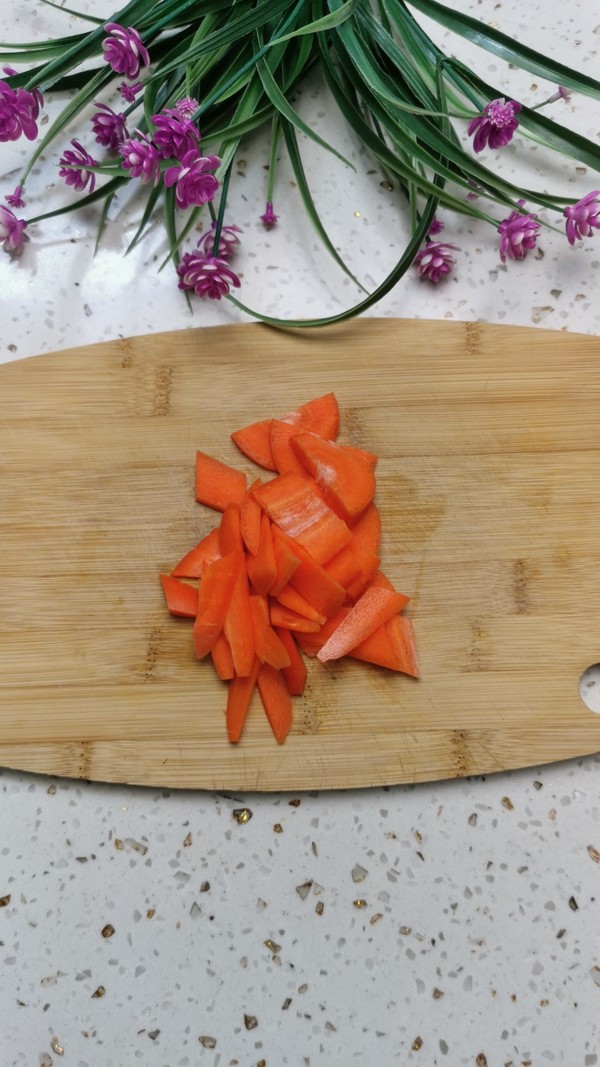 素炒香菇的做法-咸鮮味炒菜譜-易網(wǎng)健康養(yǎng)生網(wǎng) 素炒香菇的做法-咸鮮味炒菜譜