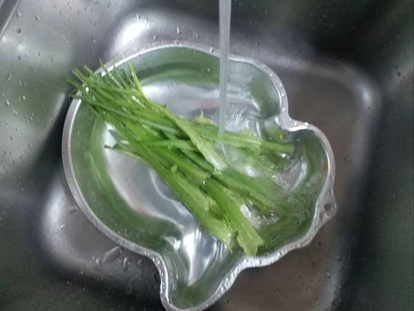 爽脆萵筍莖的做法-咸鮮味炒菜譜-易網(wǎng)健康養(yǎng)生網(wǎng) 爽脆萵筍莖的做法-咸鮮味炒菜譜