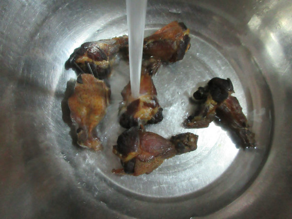 蒸醬小雞腿的做法-醬香味蒸菜譜-易網健康養生網 蒸醬小雞腿的做法-醬香味蒸菜譜