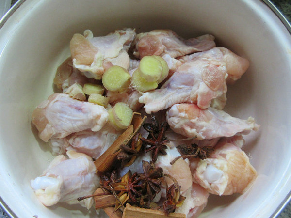 蒸醬小雞腿的做法-醬香味蒸菜譜-易網健康養生網 蒸醬小雞腿的做法-醬香味蒸菜譜