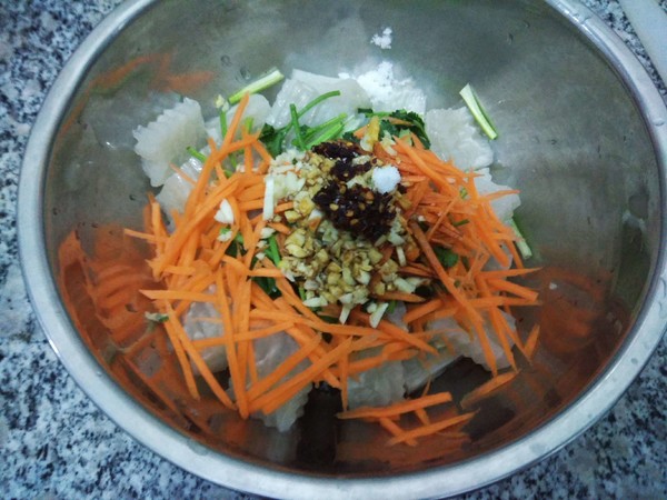 麻辣皮凍的做法-麻辣味拌菜譜-易網(wǎng)健康養(yǎng)生網(wǎng) 麻辣皮凍的做法-麻辣味拌菜譜