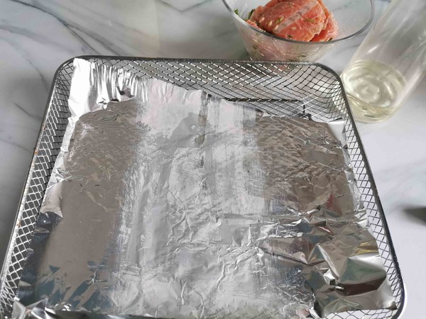 炸三文魚排的做法-咸鮮味炸菜譜-易網(wǎng)健康養(yǎng)生網(wǎng) 炸三文魚排的做法-咸鮮味炸菜譜