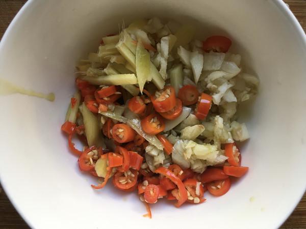 涼拌白菜梗的做法-酸辣味拌菜譜-易網健康養生網 涼拌白菜梗的做法-酸辣味拌菜譜