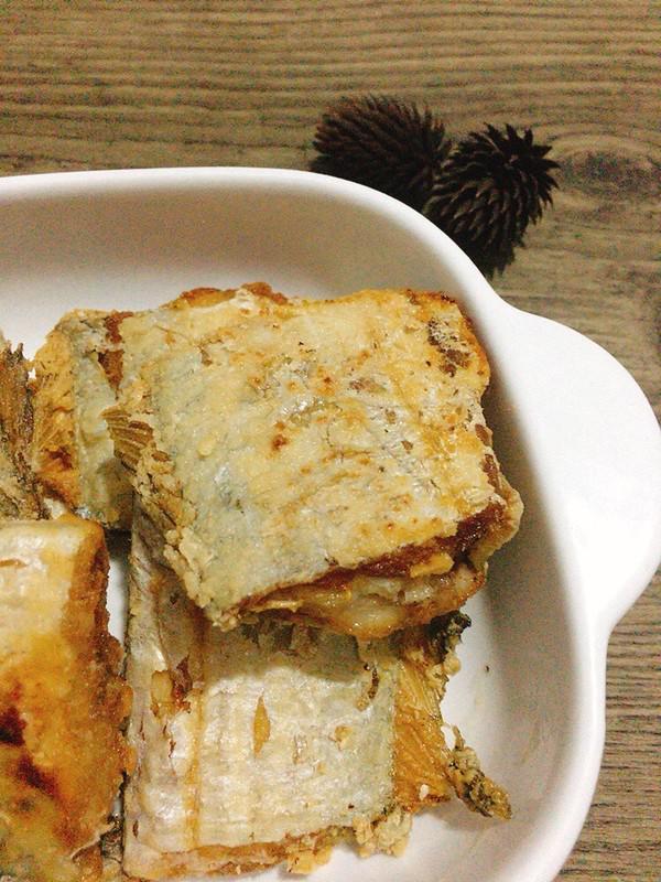 煎帶魚的做法-咸鮮味煎菜譜