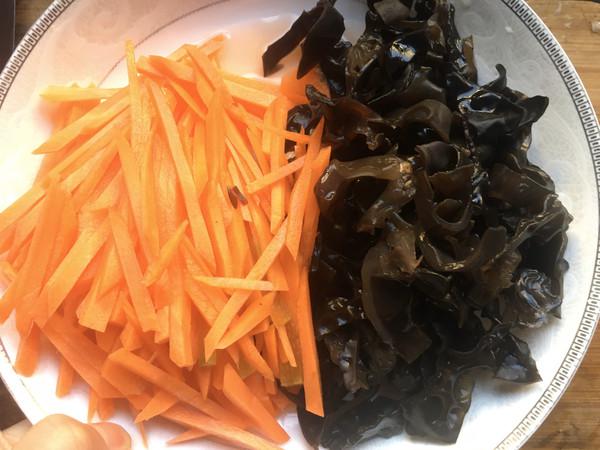 涼拌白菜梗的做法-酸辣味拌菜譜-易網健康養生網 涼拌白菜梗的做法-酸辣味拌菜譜