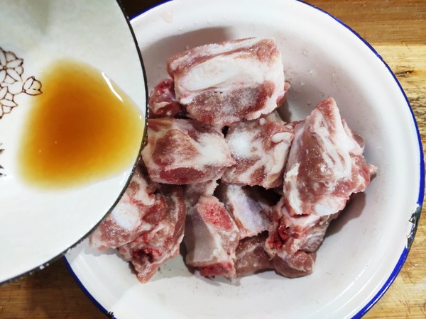 蒜香土豆蒸排骨的做法-家常味蒸菜譜