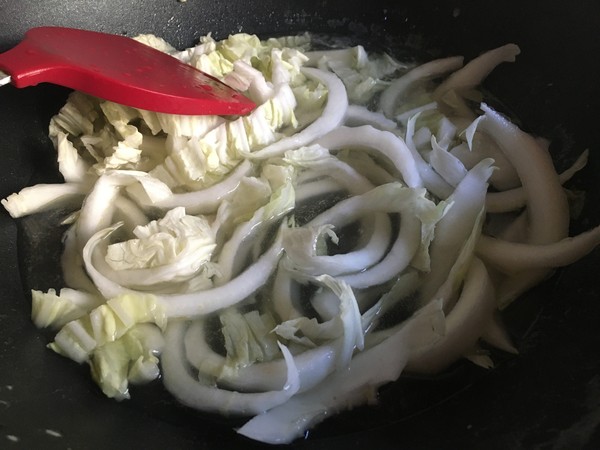 涼拌白菜梗的做法-酸辣味拌菜譜-易網健康養生網 涼拌白菜梗的做法-酸辣味拌菜譜