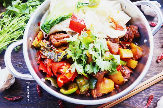 新疆大盤雞的做法-家常味炒菜譜-易網(wǎng)健康養(yǎng)生網(wǎng) 新疆大盤雞的做法-家常味炒菜譜