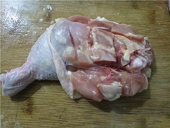 烤箱烤雞全腿的做法-香辣味烤菜譜-易網<a href=http://www.xllyou.com/ target=_blank class=infotextkey>健康養生</a>網 烤箱烤雞全腿的做法-香辣味烤菜譜