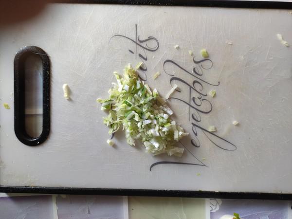 豆腐丸子的做法-咸鮮味炸菜譜-易網(wǎng)健康養(yǎng)生網(wǎng) 豆腐丸子的做法-咸鮮味炸菜譜