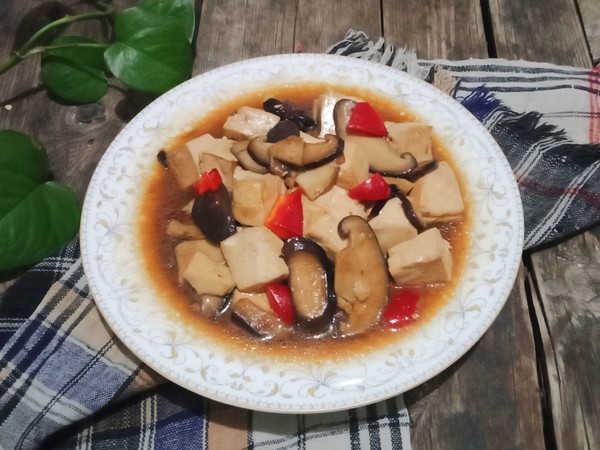 香菇燉豆腐的做法-家常味燉菜譜-易網健康養生網 香菇燉豆腐的做法-家常味燉菜譜