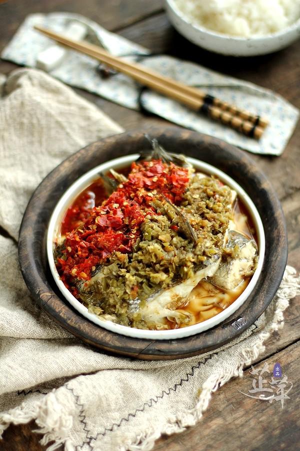 雙椒蒸鱸魚的做法-酸辣味蒸菜譜